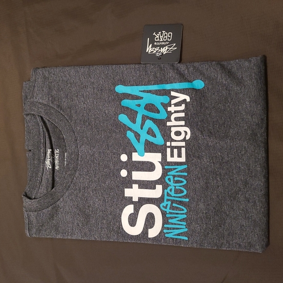 Stussy  Tee. - Picture 2 of 6